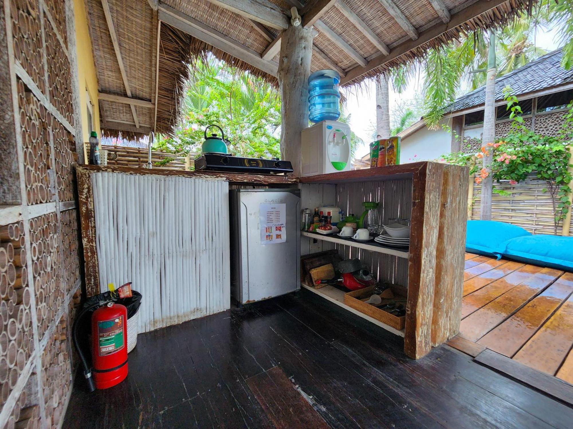 Bamboo Lodge ギリ・トラワンガン エクステリア 写真
